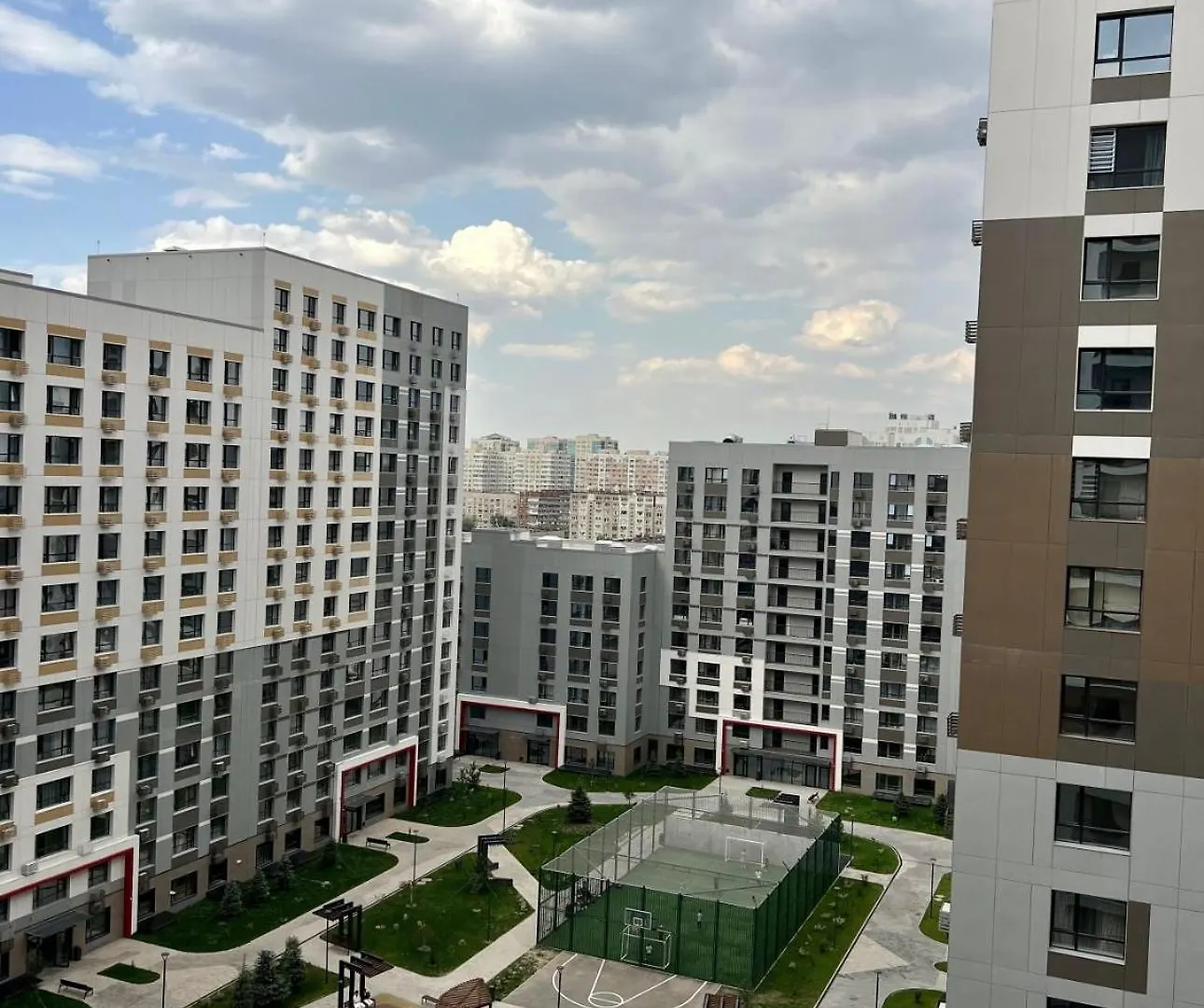 Просторная Двухкомнатная Квартира В Самом Современном Жк Alapark Almaty